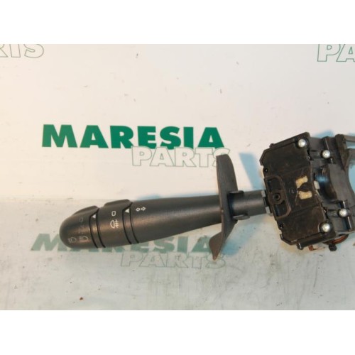 Renault - Megane Scenic - Indicator switch