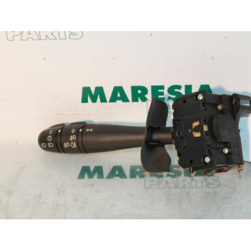 Renault - Megane Scenic - Indicator switch