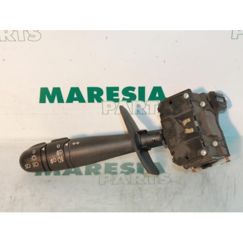 Renault - Megane Scenic - Indicator switch