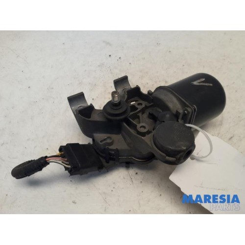 Peugeot - 107 - Front wiper motor