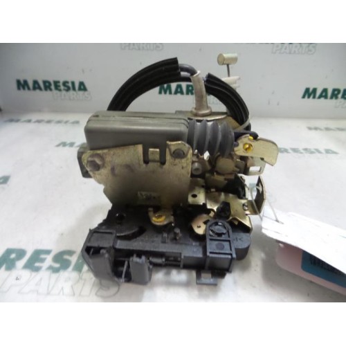 Renault - Clio - Door lock mechanism 2-door, left
