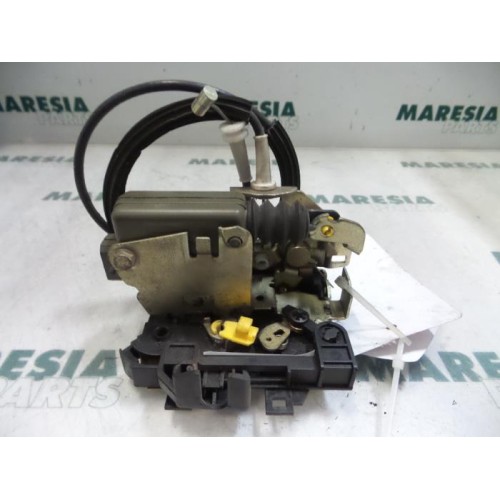 Renault - Clio - Door lock mechanism 2-door, left