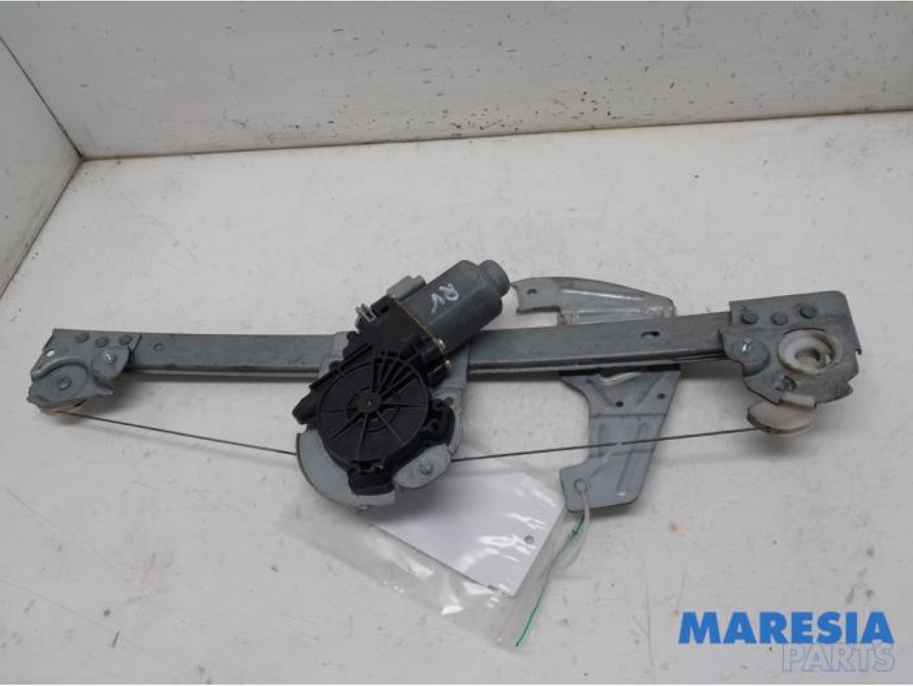 Peugeot - 107 - Window mechanism 2-door, front right