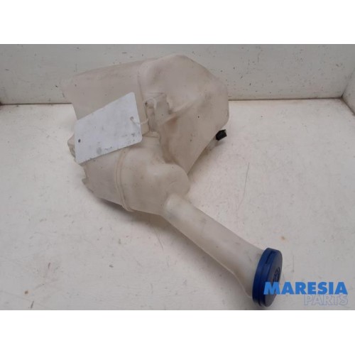 Peugeot - 107 - Front windscreen washer reservoir