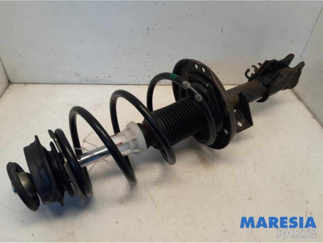 Fiat - 500 - Front shock absorber rod, right