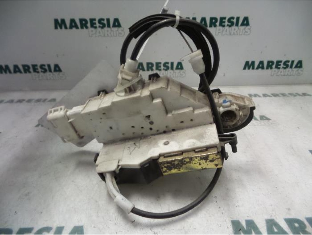 Peugeot - 407 - Door lock mechanism 4-door, front left