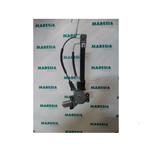 Alfa Romeo - 147 - Rear door window mechanism 4-door, right