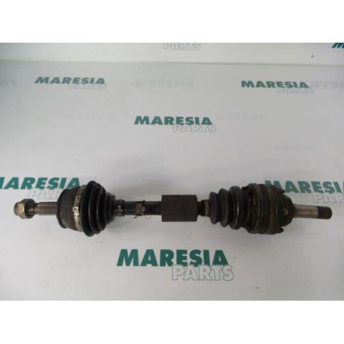 Alfa Romeo - 156 - Aandrijfas links-voor