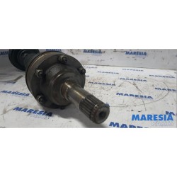 Alfa Romeo - 156 - Aandrijfas links-voor