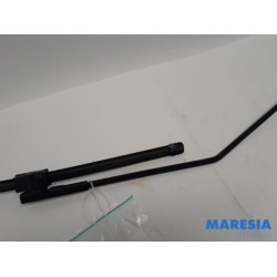 Peugeot - 207 - Front wiper arm