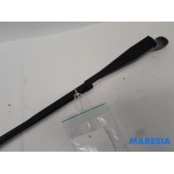 Peugeot - 207 - Front wiper arm