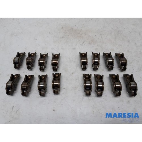 Peugeot - 207 - Rocker arm