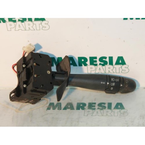 Renault - Megane - Indicator switch