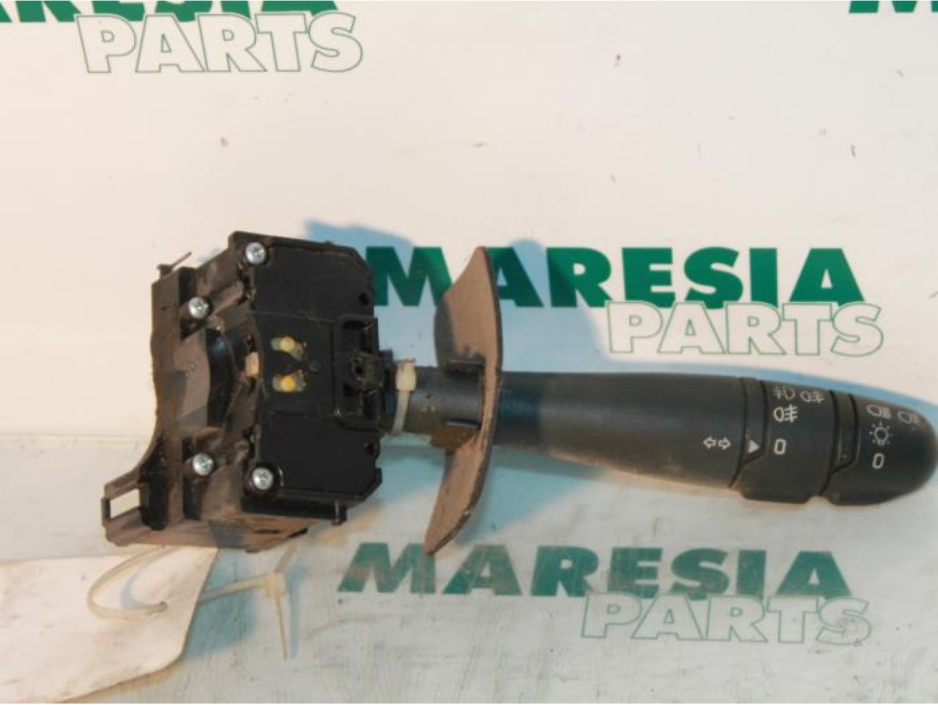 Renault - Megane - Indicator switch