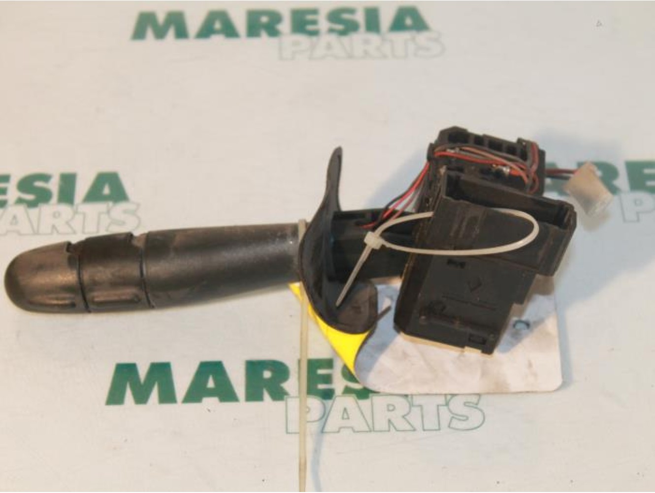Renault - Megane - Indicator switch