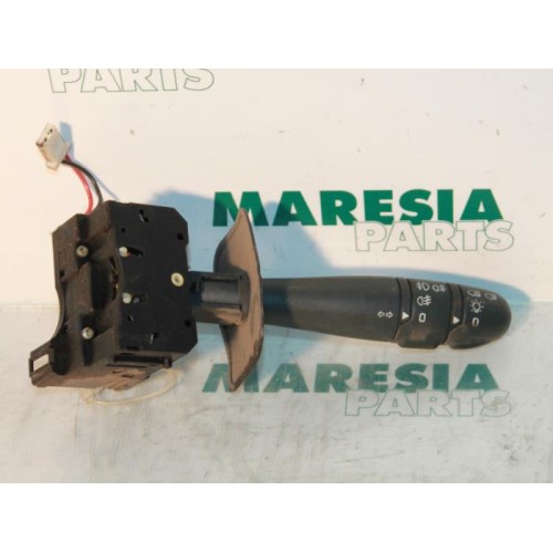 Renault - Megane - Indicator switch
