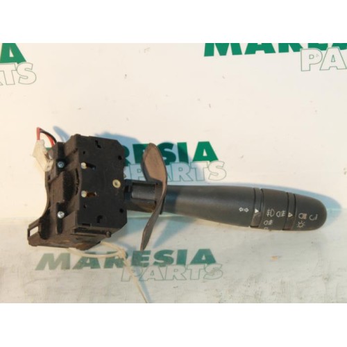 Renault - Megane - Indicator switch