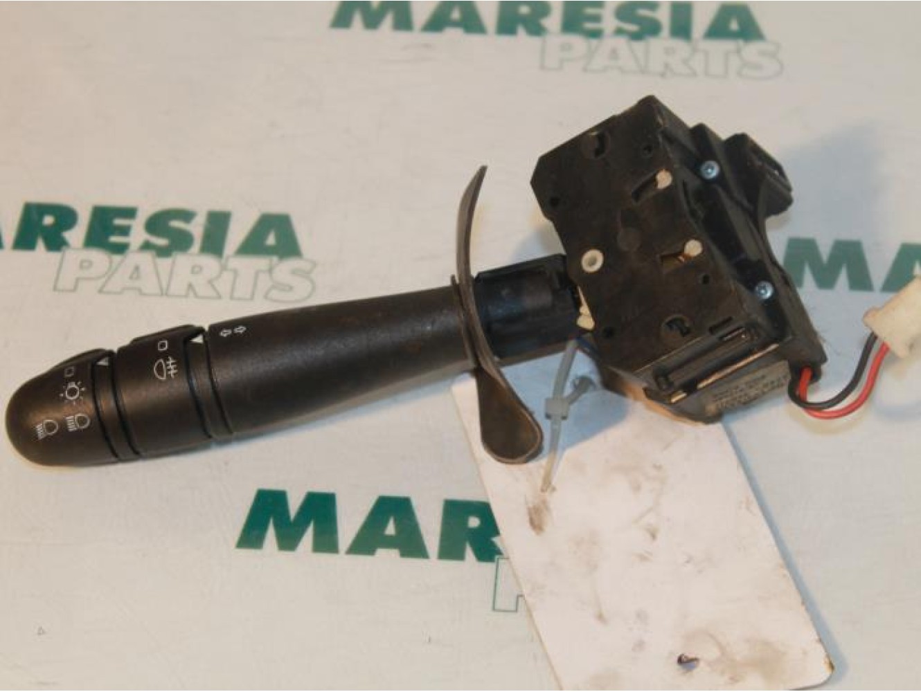 Renault - Megane - Indicator switch