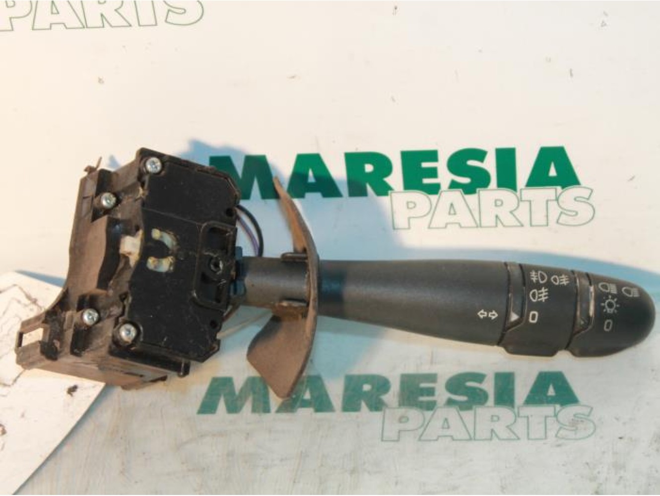 Renault - Megane - Indicator switch