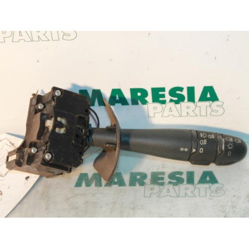 Renault - Megane - Indicator switch