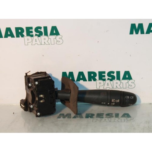 Renault - Megane - Indicator switch