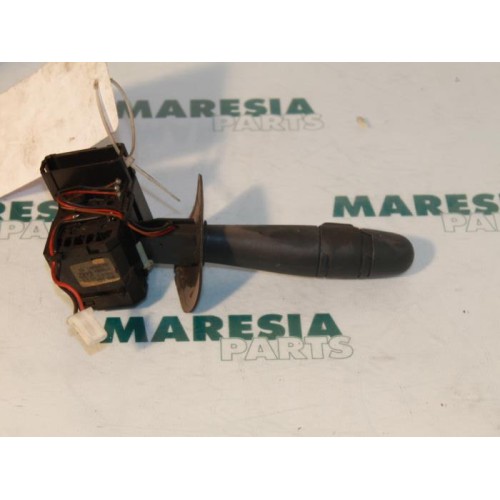 Renault - Megane - Indicator switch