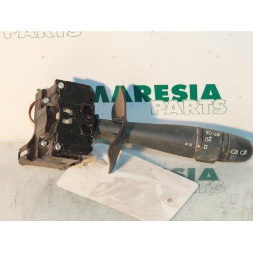 Renault - Megane - Indicator switch