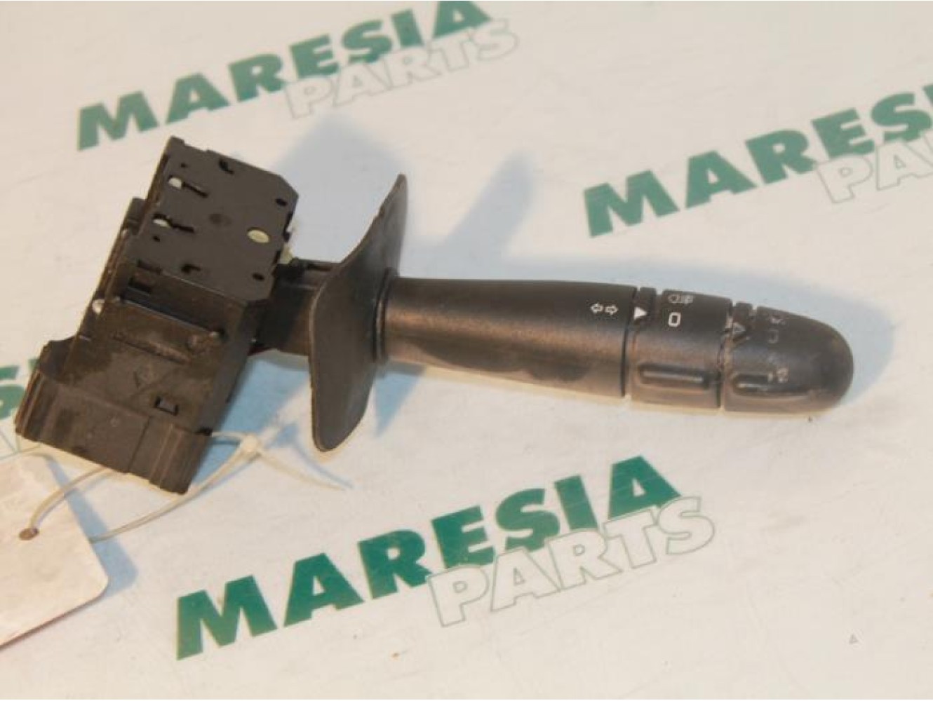 Renault - Megane - Indicator switch
