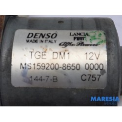 Fiat - 500 - Front wiper motor