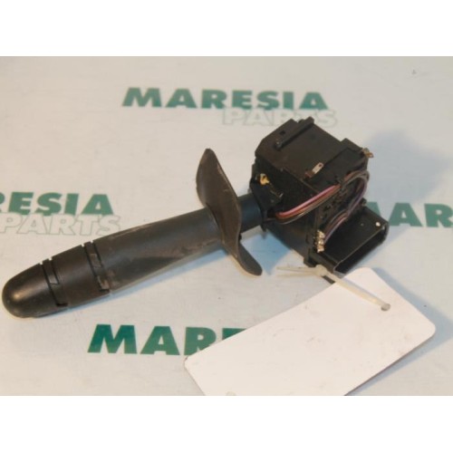 Renault - Megane - Indicator switch
