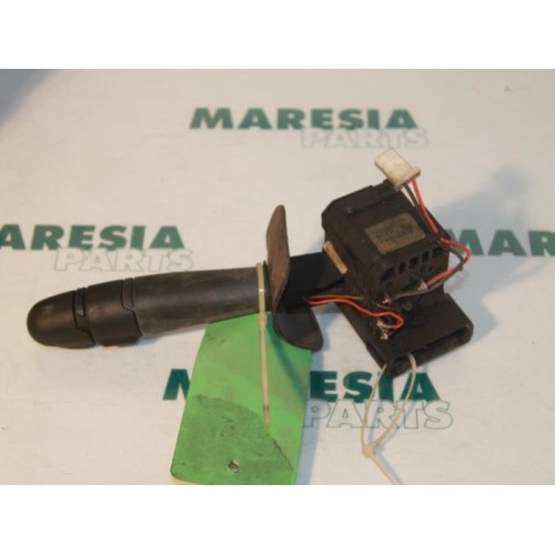 Renault - Megane - Indicator switch