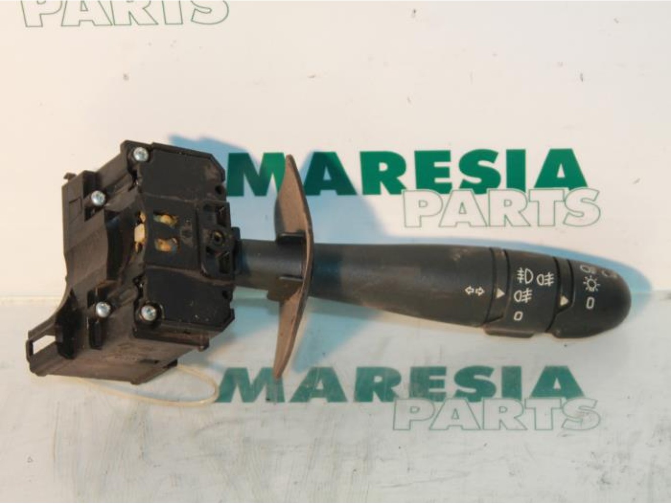 Renault - Megane - Indicator switch