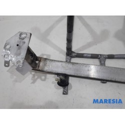 Renault - Clio - Bumperframe voor