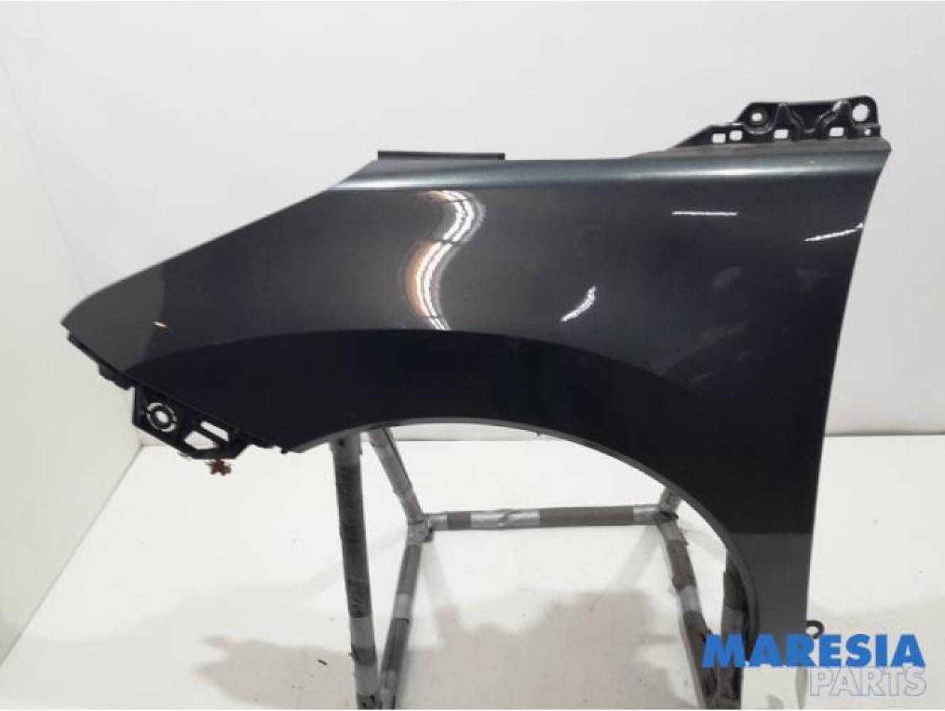 Peugeot - 3008 - Front wing, left