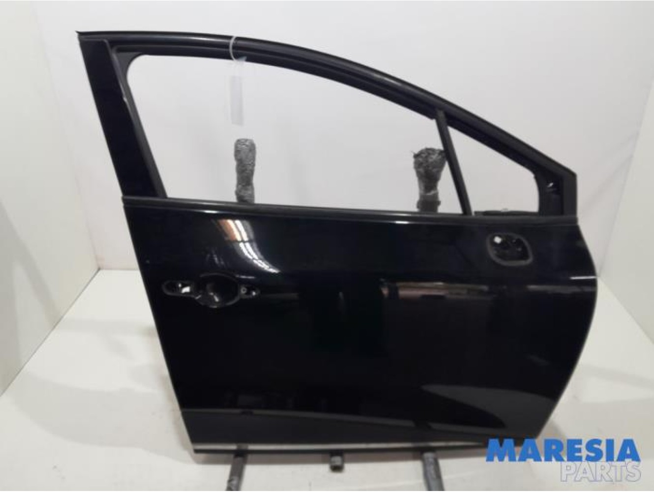 Renault - Clio - Front door 4-door, right