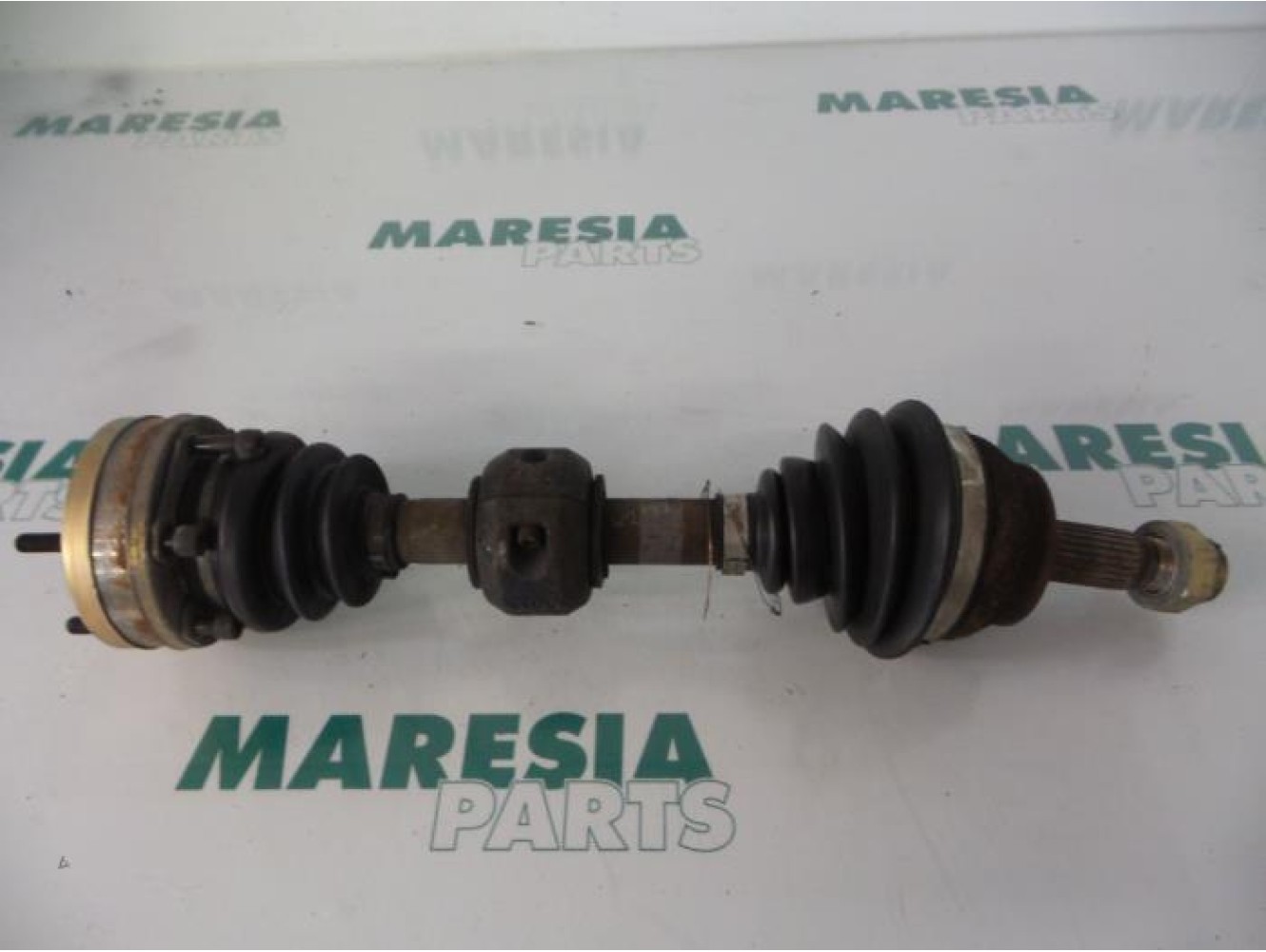 Alfa Romeo - 145/146 - Aandrijfas links-voor