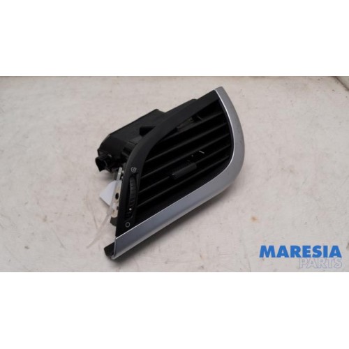 Peugeot - 207 - Dashboard vent