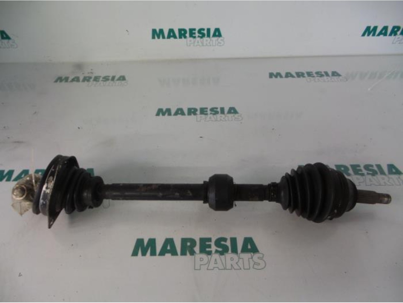 Alfa Romeo - 145/146 - Aandrijfas links-voor