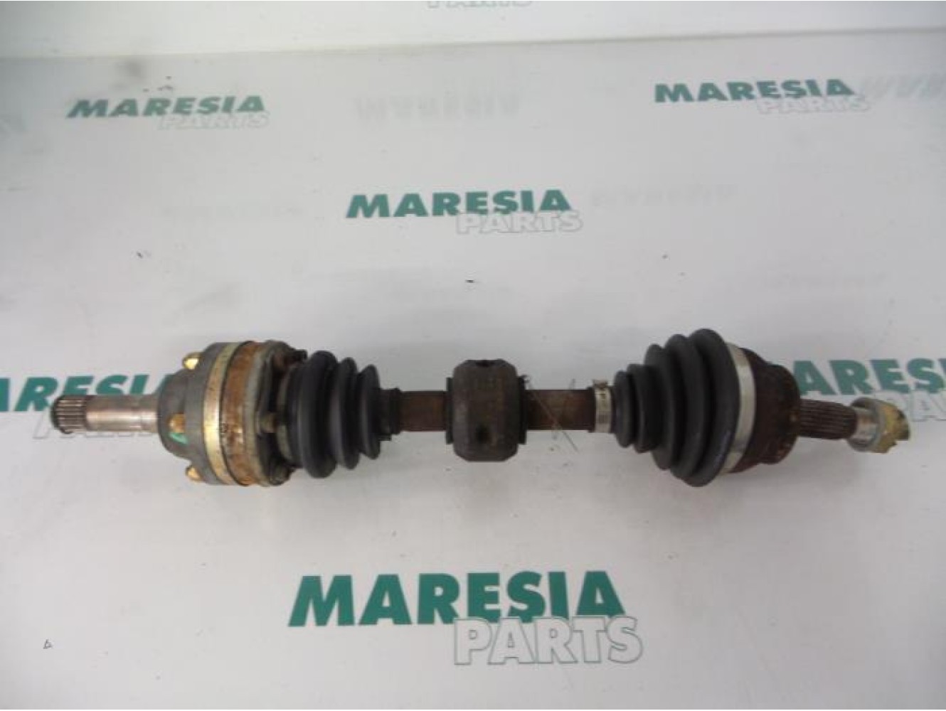 Alfa Romeo - 145/146 - Aandrijfas links-voor