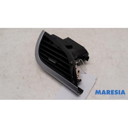 Peugeot - 207 - Dashboard vent