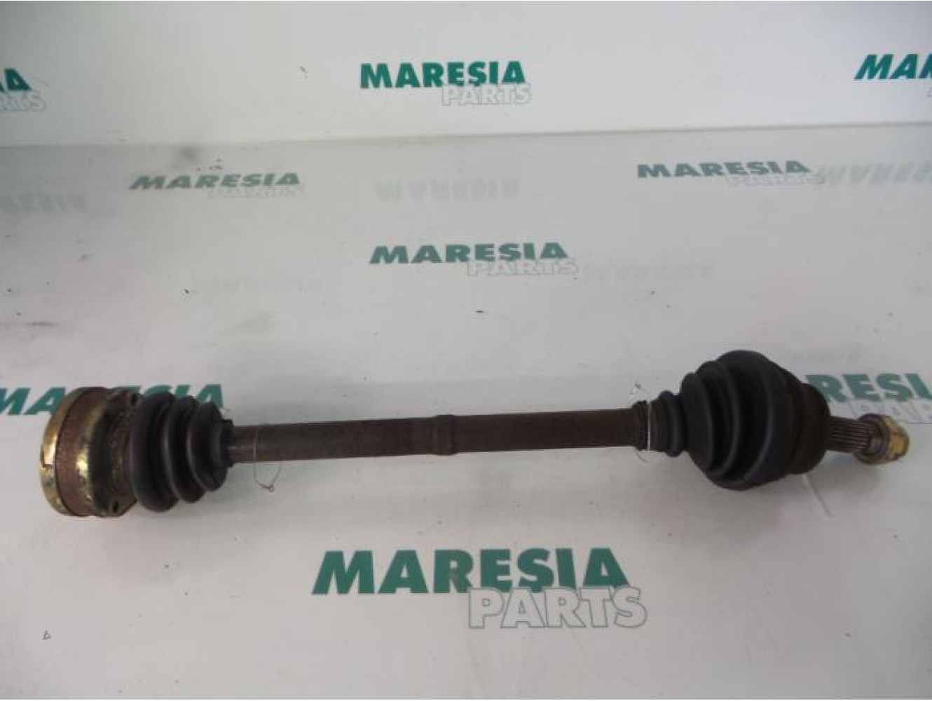 Alfa Romeo - 145/146 - Aandrijfas links-voor