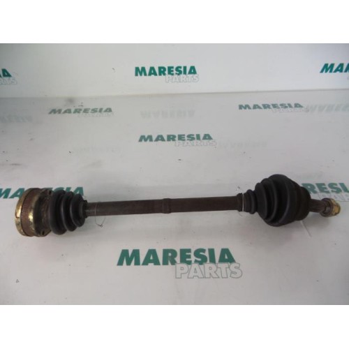 Alfa Romeo - 145/146 - Aandrijfas links-voor