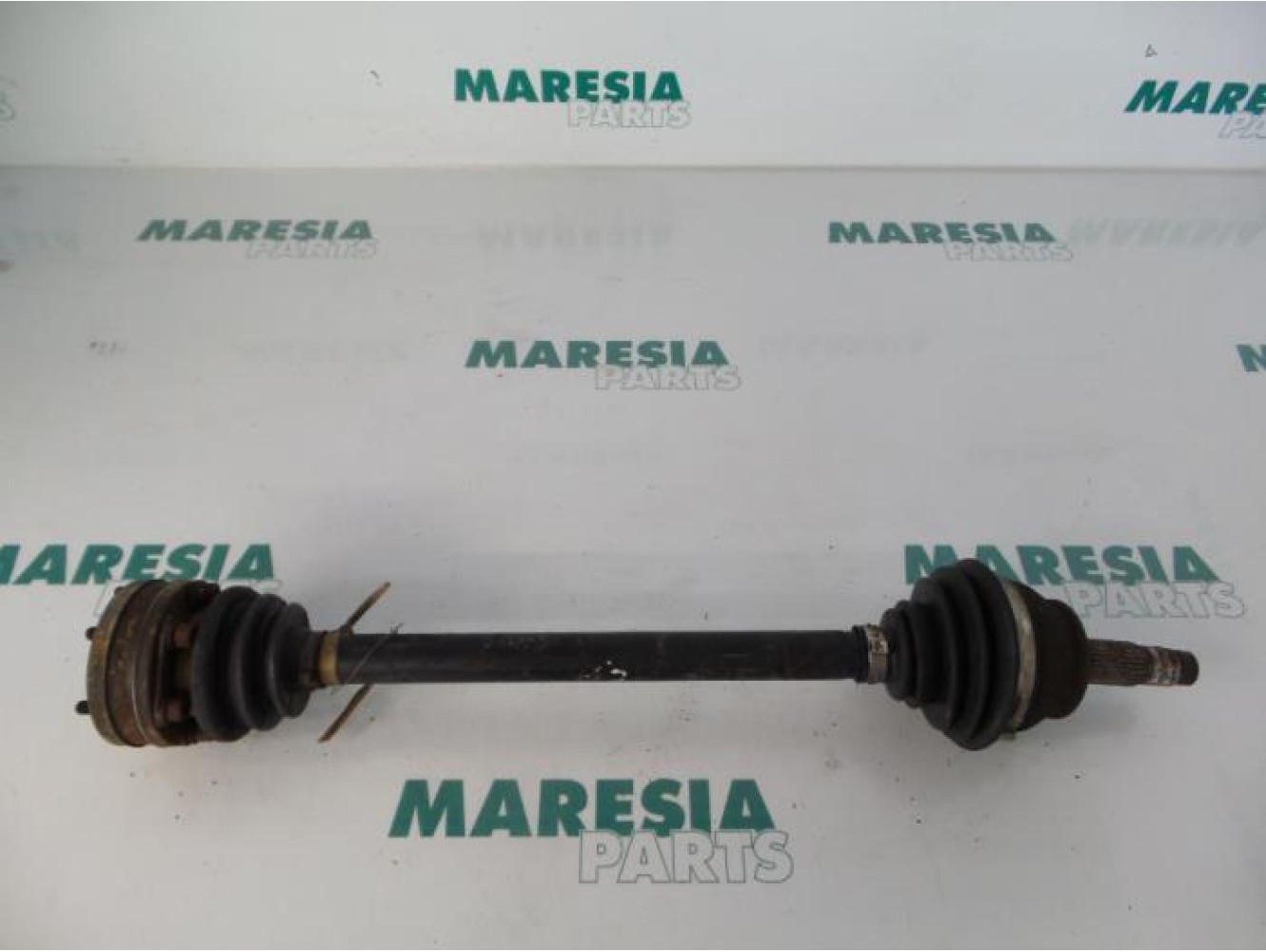 Alfa Romeo - 145/146 - Aandrijfas links-voor