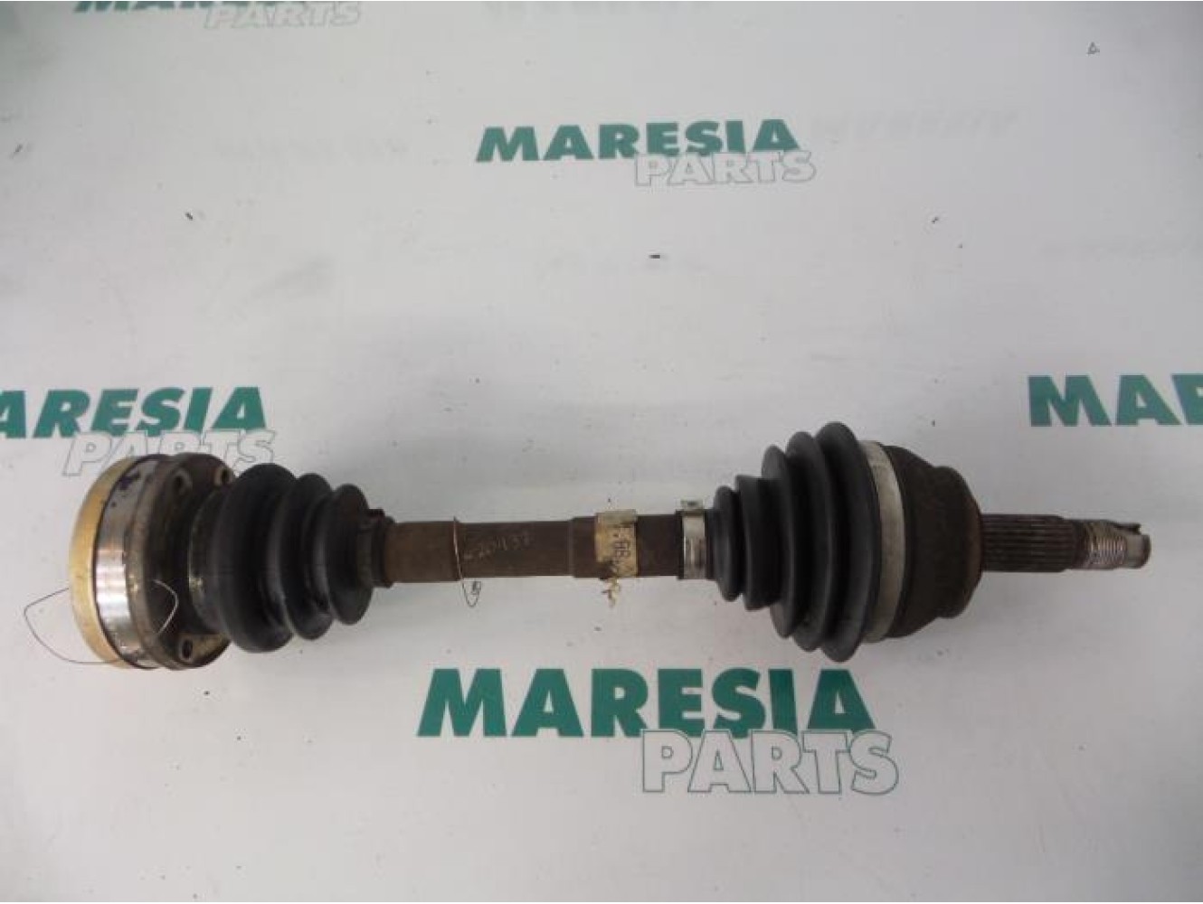 Alfa Romeo - 145/146 - Aandrijfas links-voor