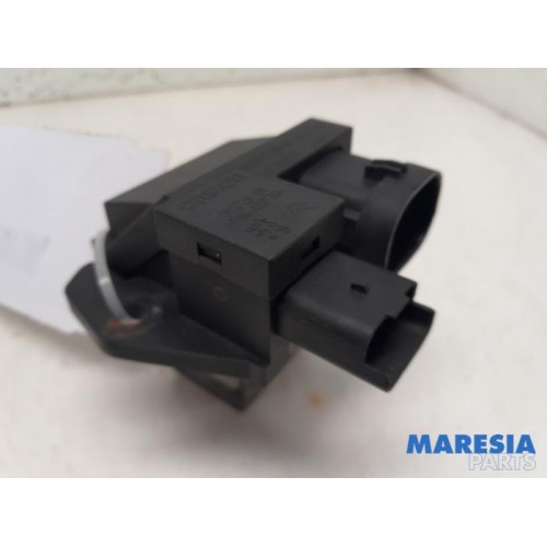 Peugeot - 207 - Cooling fan resistor
