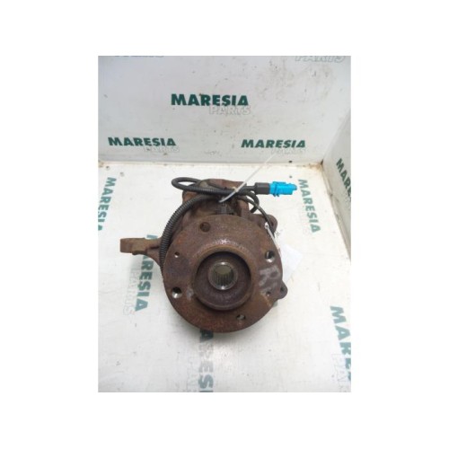 Citroen - Pluriel - Knuckle, front right