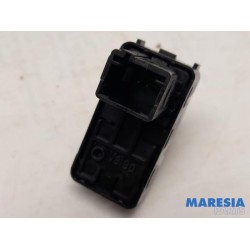 Peugeot - 207 - Electric window switch