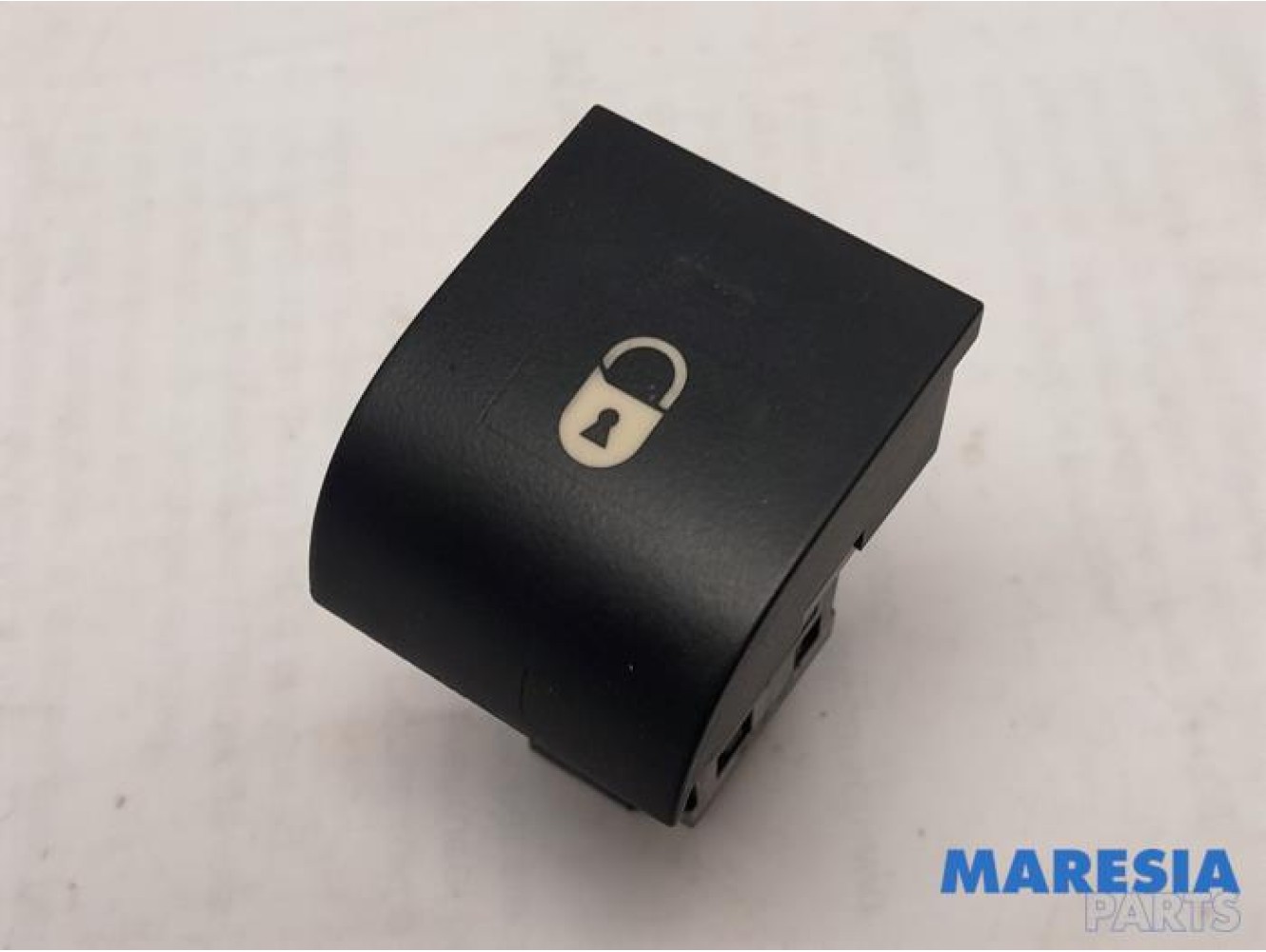 Peugeot - 207 - Central locking switch