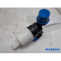 Peugeot - 207 - Scheibensprüherpumpe vorne