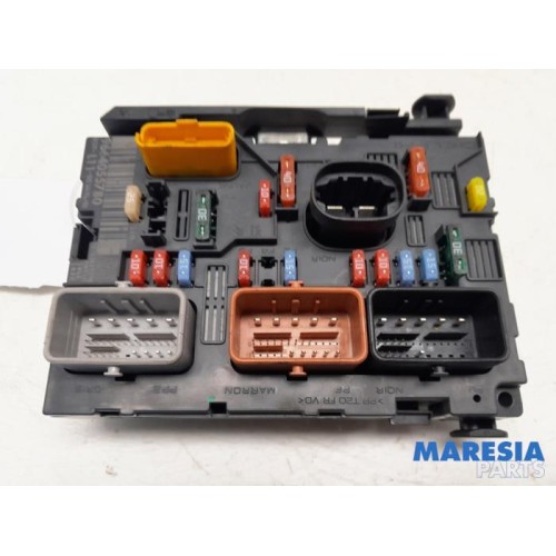 Peugeot - 207 - Fuse box